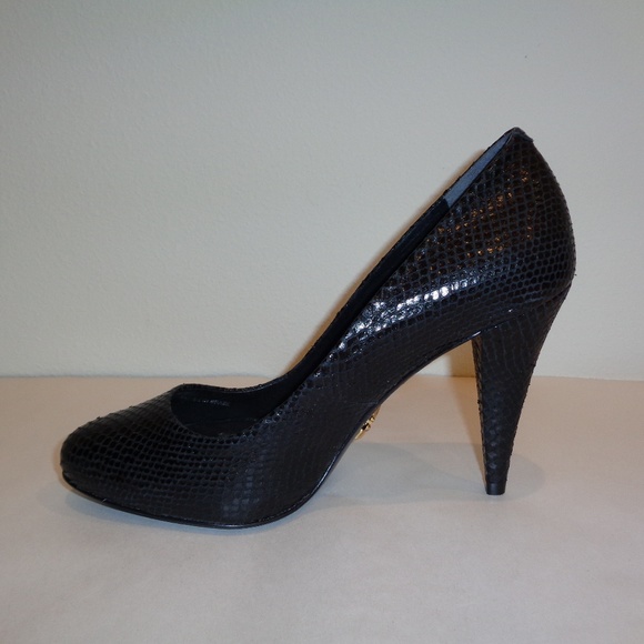 Pour La Victoire Size 6.5 M Black Leather Heels - Picture 3 of 8